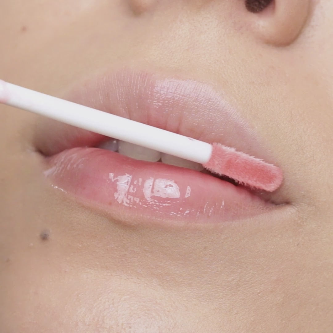 03_Sunset_Hello_Lover_Mineral_Lip_Gloss 01 Mary Grace