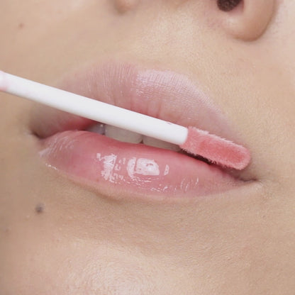 03_Sunset_Hello_Lover_Mineral_Lip_Gloss 01 Mary Grace